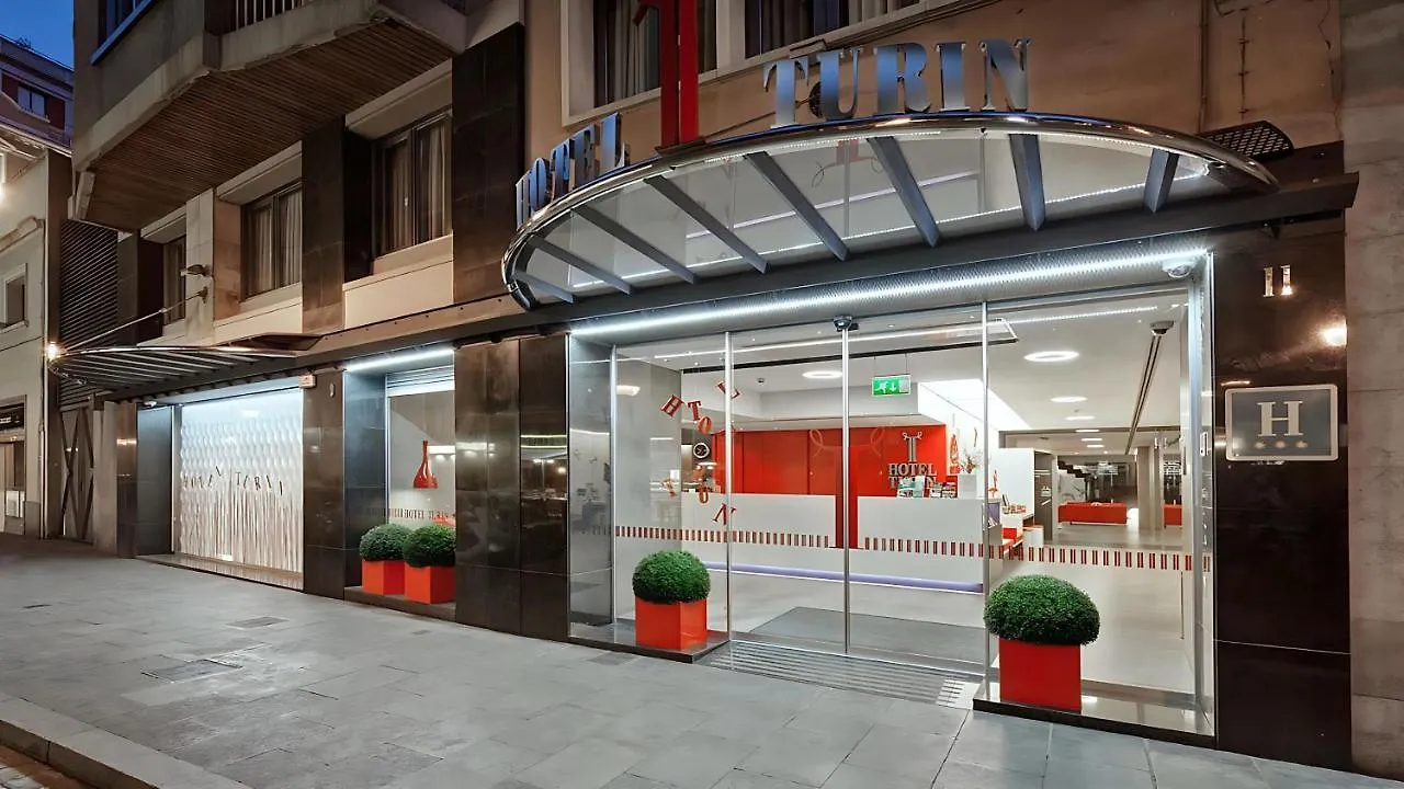***  Hotel Turin Barcelona Spanyolország